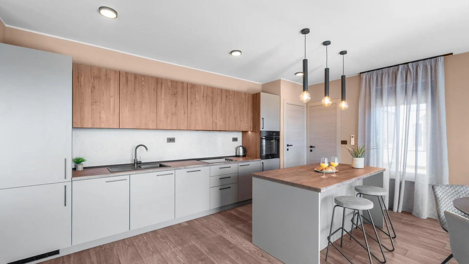 Quercus Village Penthouse With Jacuzzi Novigrad  Apartment