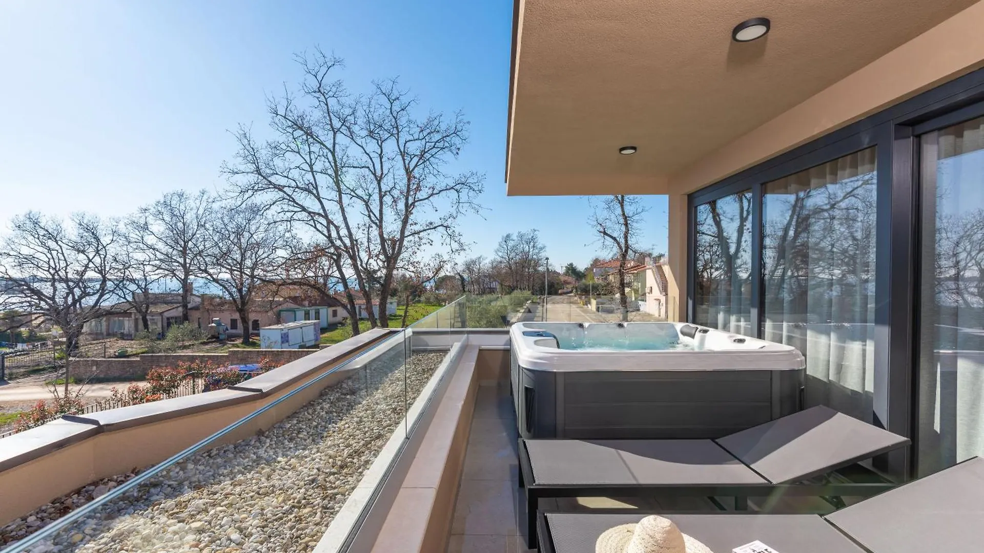 Quercus Village Penthouse With Jacuzzi Novigrad  Novigrad (Istria)